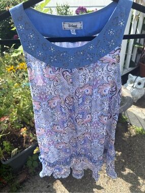 Disney EUC Blue Paisley Studded Neckline Dress Sz M Alice in Wonderland